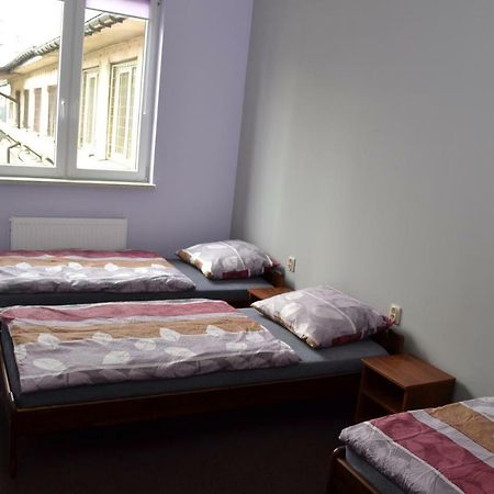 Hostel Mikolajczyka59 Sosnowiec Exterior foto